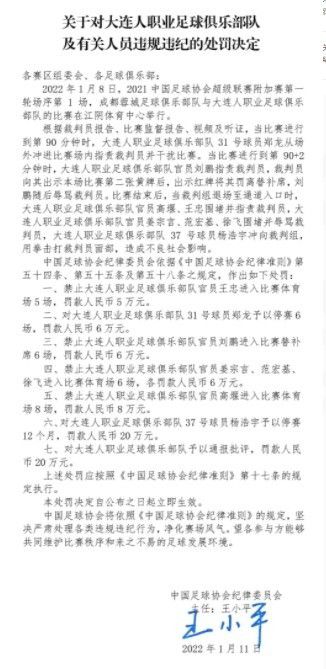 而影片中加入的;人文之美则使得故事更具人性的温度与深度，人物塑造去脸谱化，一改往日固有印象，白素贞（曾小敏饰）、许仙（文汝清 饰）、小青（朱红星 饰）、法海（王燕飞饰）站在不同的角度去坚守自己的立场，角色立得住，更加可爱、可亲；同时在影片中加入现代思想，白素贞追求爱与自由、小青为姐妹出头、连法海也懂了爱，进一步缩小了传统与现代观众之间的距离感